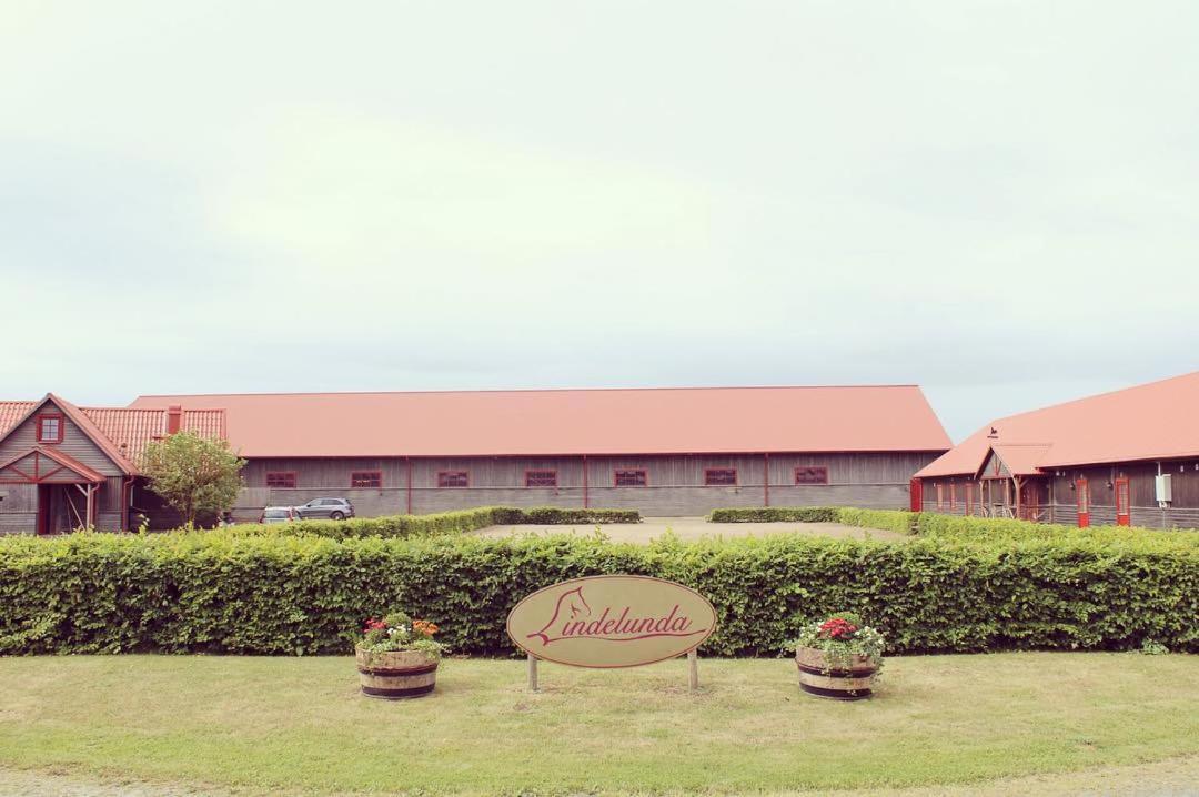 Bed and Breakfast Lindelunda à Åhus Extérieur photo